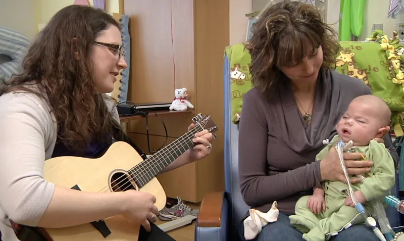 العلاج بالموسيقي.. العلاج البديل لمرضى السرطان