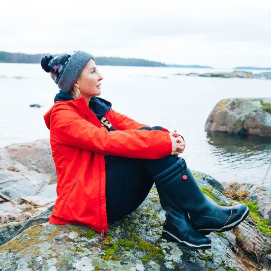 جزيرة فائقة الترف للنساء فقط.. والسبب!