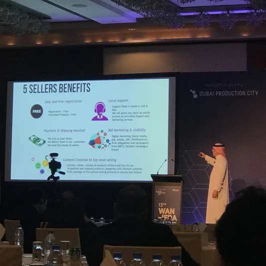 «الحارثي»: «سيدتي مول» حلقة وصل بين الجمهور والشركات التجارية (فيديو)