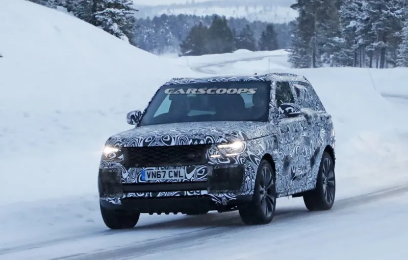 بإمكانيات خارقة.. «لاند روفر» تكشف النقاب عن «SV كوبيه» في «جنيف الدولي للسيارات»