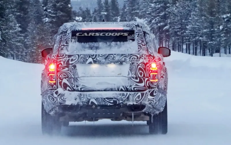 بإمكانيات خارقة.. «لاند روفر» تكشف النقاب عن «SV كوبيه» في «جنيف الدولي للسيارات»