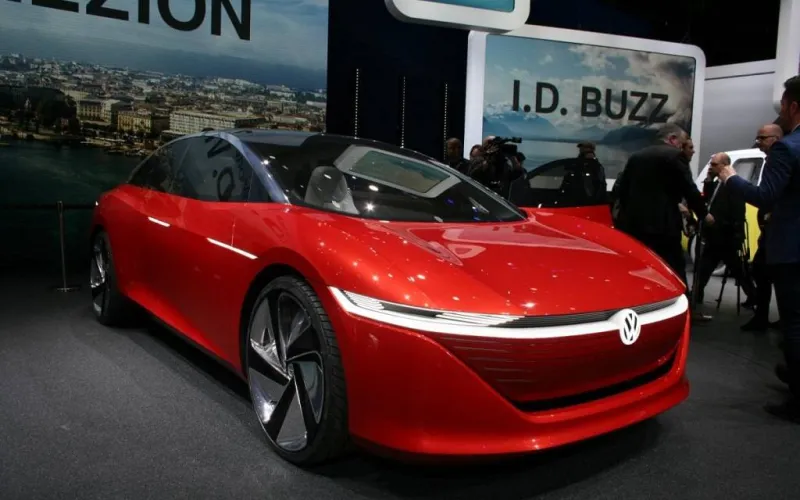 فولكس فاجن الكهربائية.. ذاتية القيادة وتتعرف على وجه مالكها