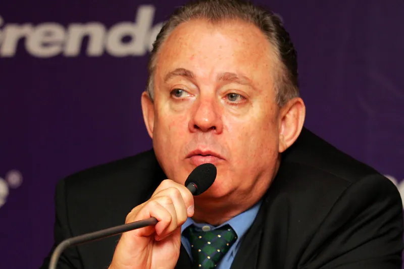 ألكسندر غرندين بارتيل.. بني ثروة من البيع بأسعار مخفضة