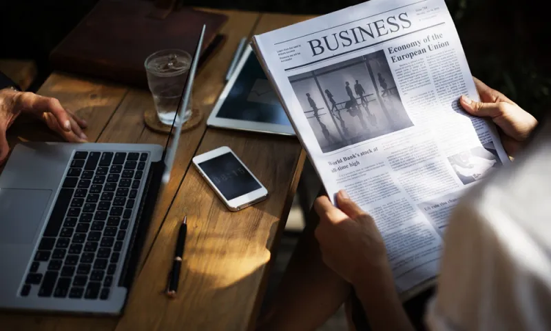 كيف تكون رائداً في مجال التحرير الصحفي الإلكتروني؟ 