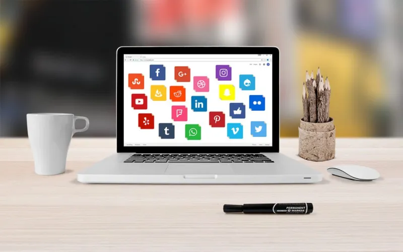 إنفوجراف| الخطوات الثلاث لدمج التسويق المؤثر في استراتيجية وسائل التواصل الاجتماعية 