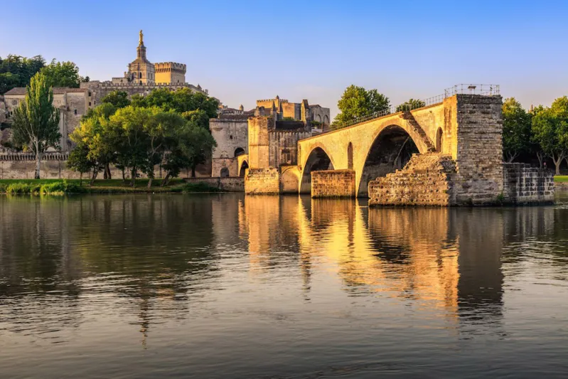 بلاد الأناقة فرنسا.. إكتشفها برفاهية غير مسبوقة 