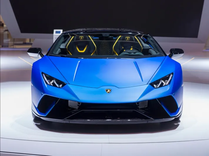 أفخم السيارات العالمية في معرض جنيف للسيارات 2018 (فيديو) 