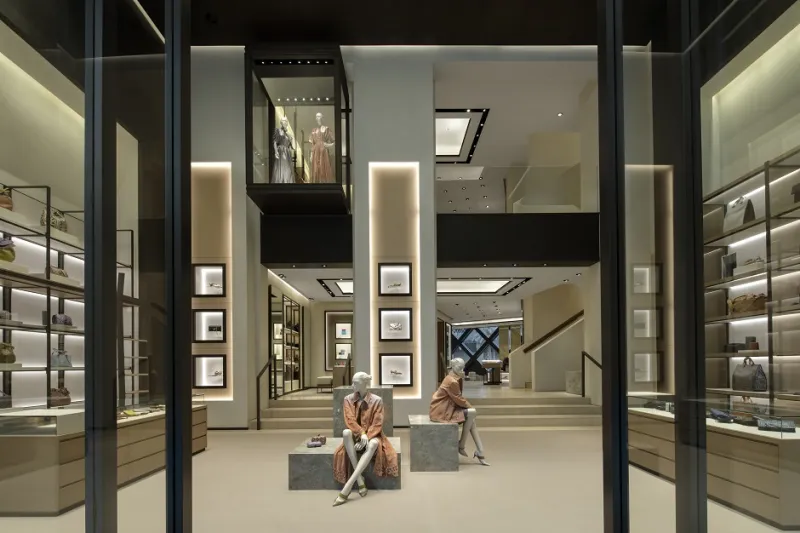 «بوتيغا ڤينيتا» تفتتح أكبر متجر لها في الشرق الأوسط بقاعة الأزياء في دبي مول