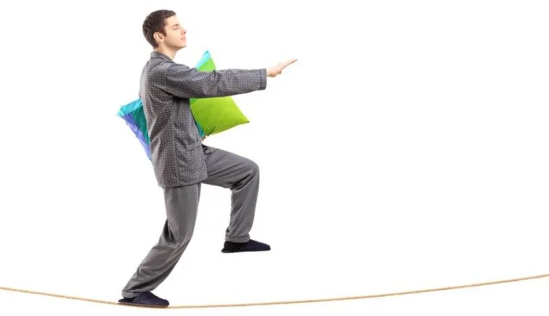 ماذا تعرف عن الـ «باراسومنيا»؟ .. تجعلك تسير أثناء النوم