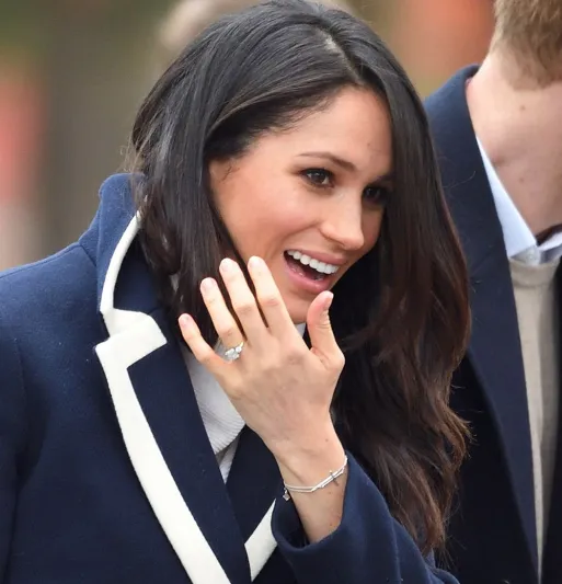 رحلة خواتم الزفاف الملكية.. من مناجم الذهب الجبلية إلى أيادي الأميرات (صور) 