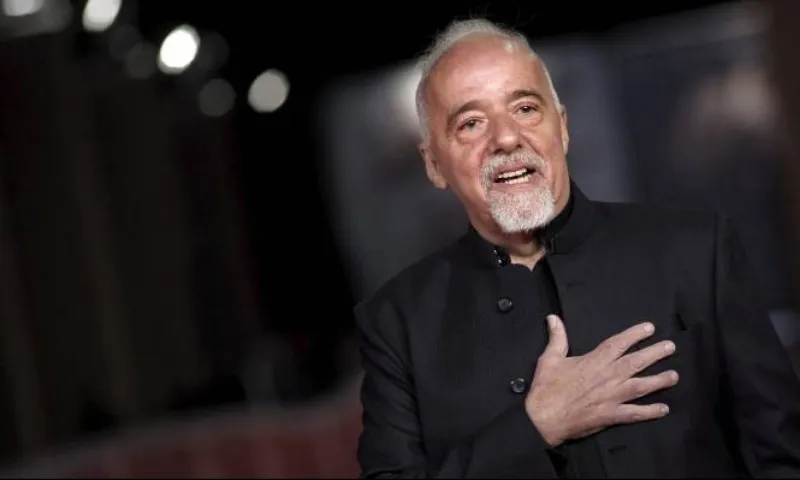 «من كان معلمك يا سيدي؟».. مقال باولو كويلو