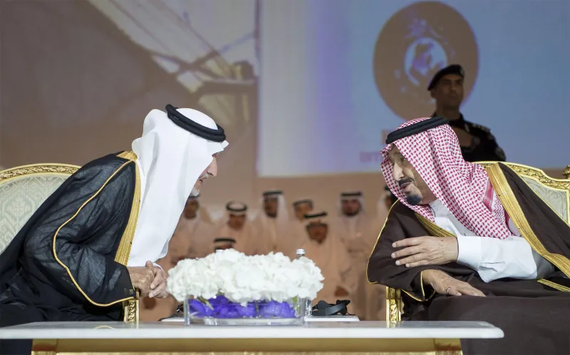 شاهد| لحظة وصول خادم الحرمين لمقر حفل جائزة الملك فيصل العالمية