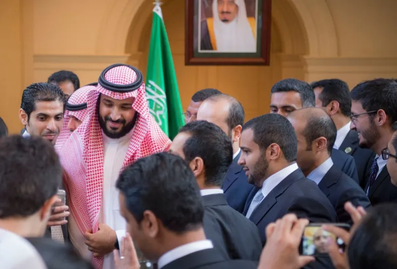 ما هي #مكرمة_محمد_بن_سلمان_للمبتعثين؟ .. وافق عليها خادم الحرمين 