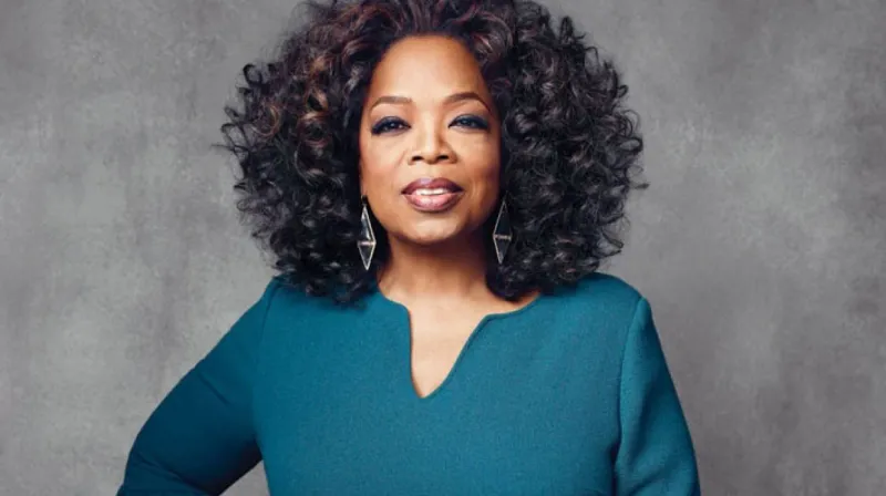 «اوبرا وينفري».. كيف تغلبت على «عُقده الماضى» وتحولت لواحدة من أقوى نساء العالم