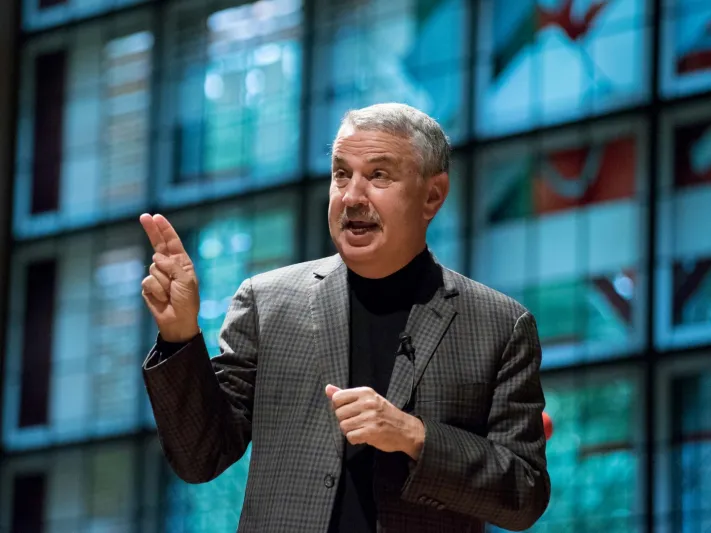 32 شخصية هامه التقاها الأمير محمد بن سلمان في جولته بأمريكا.. تعرف عليهم  