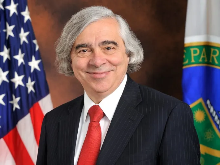 32 شخصية هامه التقاها الأمير محمد بن سلمان في جولته بأمريكا.. تعرف عليهم  