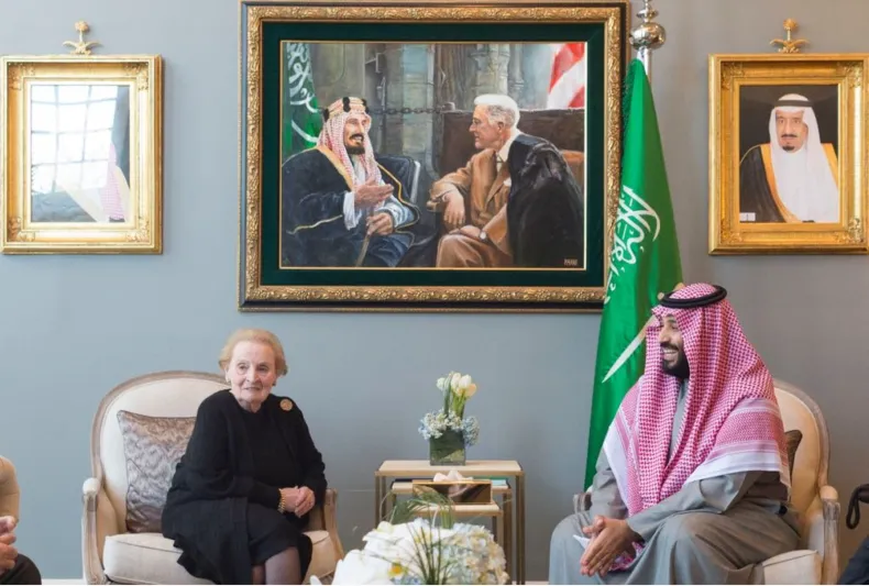 32 شخصية هامه التقاها الأمير محمد بن سلمان في جولته بأمريكا.. تعرف عليهم  