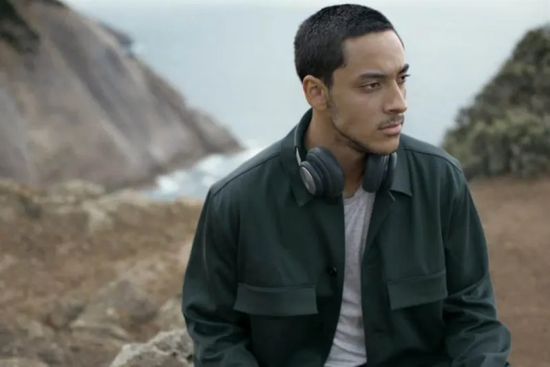 «B & O PLAY» تكشف عن نسخها المحدودة من سماعاتها الأنيقة لربيع وصيف 2018 (فيديو)