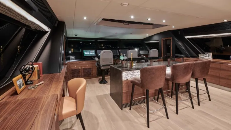 «FD87 Skyline» يخت المهام الصعبة الفاخر (فيديو) 