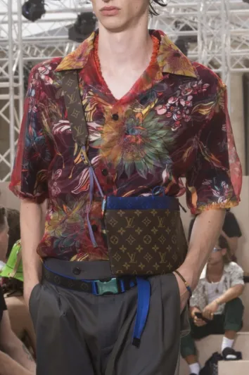 المزخرف يغزو الأزياء الرجالية هذا الربيع (صور)