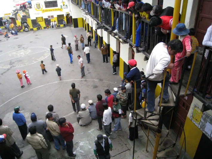 كيف تعاقب الحكومات مواطنيها ؟ .. هذه اغرب السجون حول العالم 