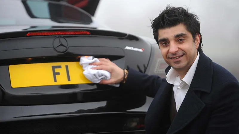 لوحة سيارة بـ 76 مليون ريال ..ما السر وراء ذلك ؟