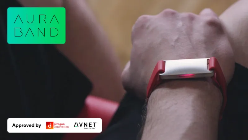 «Band AURA» متعقب اللياقة البدنية الأنيق (فيديو)