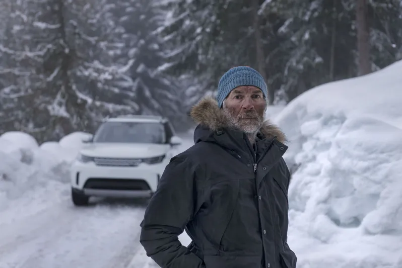 فيديو| رسم عملاق على ثلوج جبال الألب.. كيف احتفلت لاند روڤر بالذكرى الـ70 على تأسيسها ؟