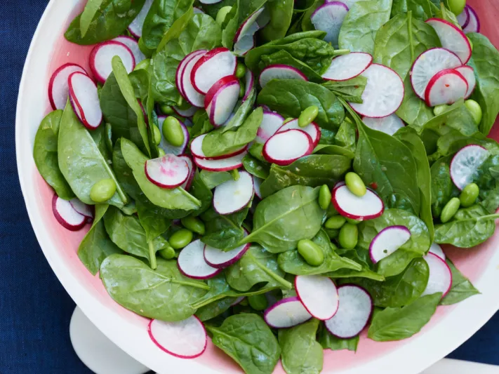 أطعمة صحية.. تناولها بكثرة يحولها لسموم قاتلة !