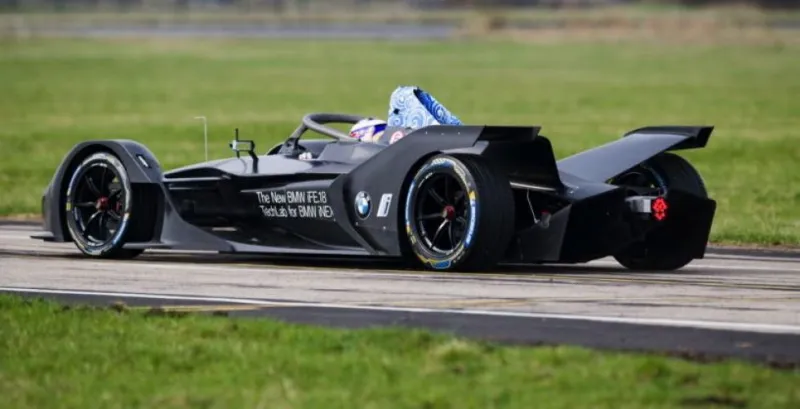 «BMW iFE.18» أولى سيارات BMW الرياضية (فيديو)