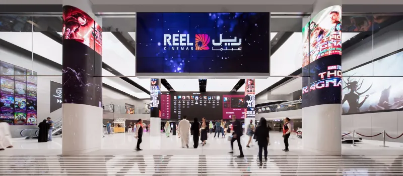 تناول الطعام وشاهد أحدث الأفلام.. تعرف على أول مطعم سينمائي بالشرق الأوسط