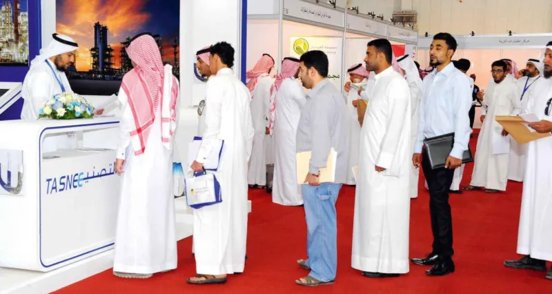 كيف ساهمت هذه القرارات في توطين أكثر من 32 مهنة بالمملكة ؟