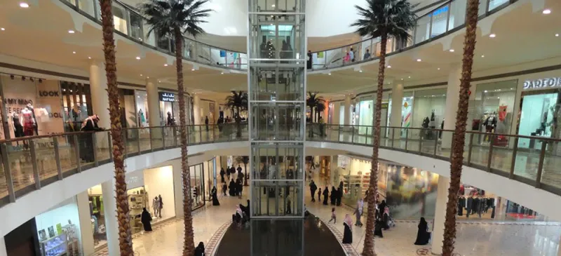 المتاجر التقليدية vs الإلكترونية: من المنتصر في السعودية ؟ 