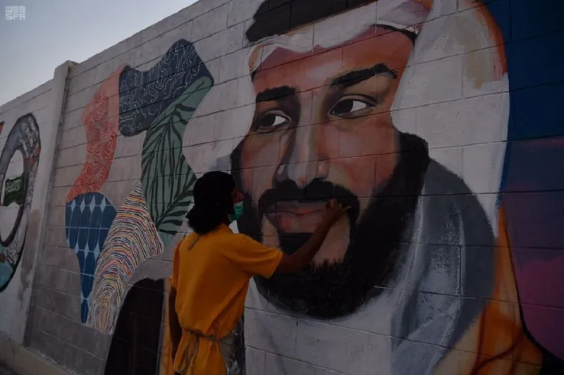 شاهد| كيف جسّد فنانو السعودية ملوكها على أطول جدارية بكورنيش الخبر ؟