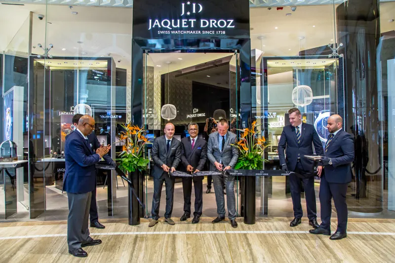 «جاكيه دروز Jaquet Droz» تفتتح متجرها الأول في دبي