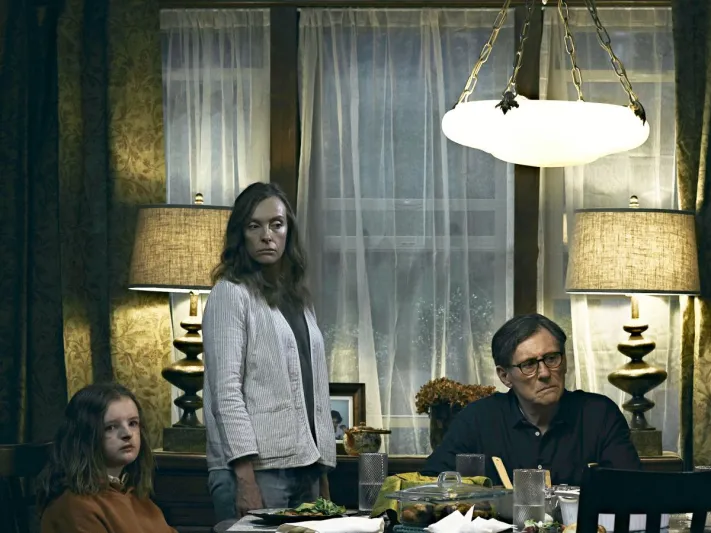 عائلة تفتح أبواب للموتى للعودة للحياة من جديد في «Hereditary» (فيديو) 