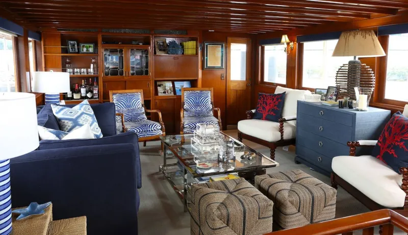 يخت «أوليمبوس».. لعشاق الفخامة الكلاسيكية (فيديو)