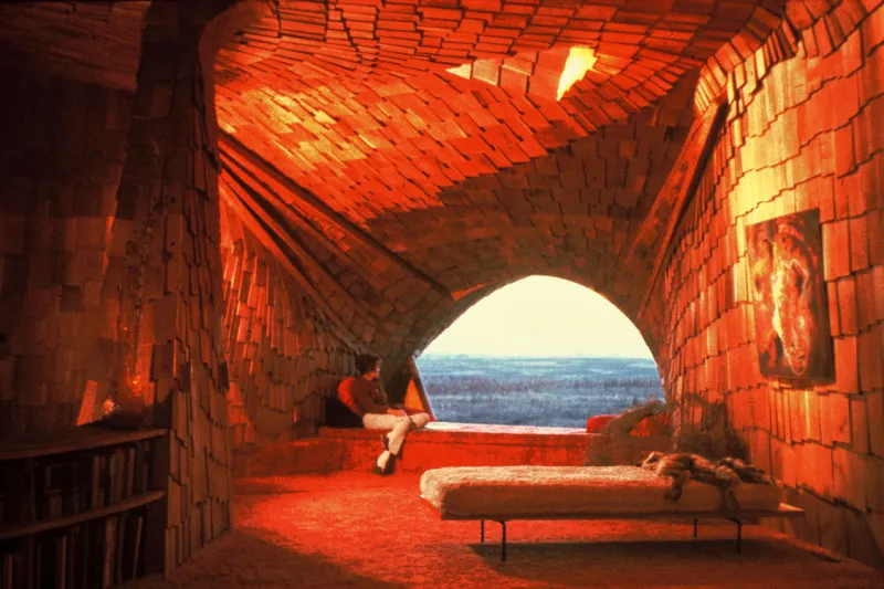 منزل البراري ذو المرج الأخضر في أوكلاهوما.. تحفة فنية