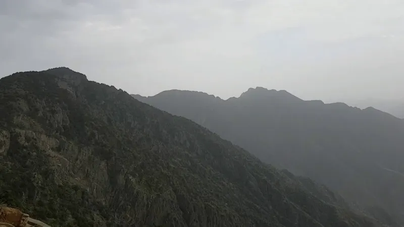 جبل السودة .. هنا سحر المكان والزمان