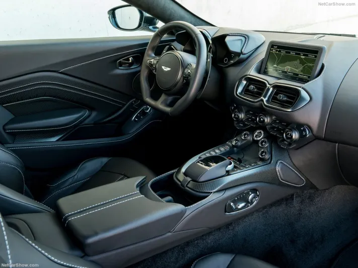 فانتج 2019.. لغة تصميم جريئة لنماذج أستون مارتن الأكثر نقاءً