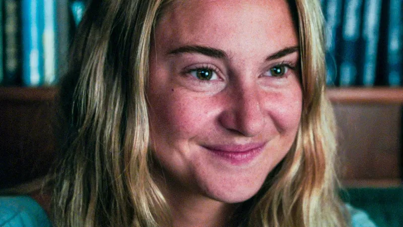 رحلة استجمام تتحول إلى صراع من أجل البقاء في «Adrift» (فيديو)