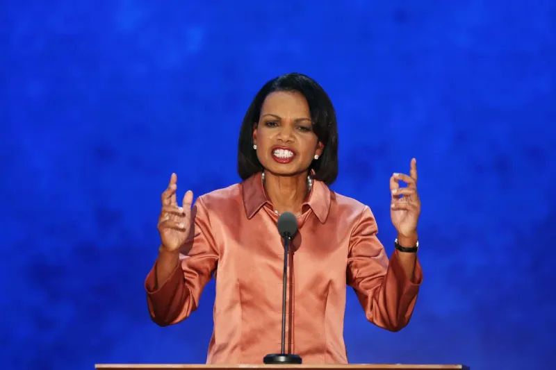 كونداليزا رايس تكتب: تميزك المهني يتطلب 5 خطوات