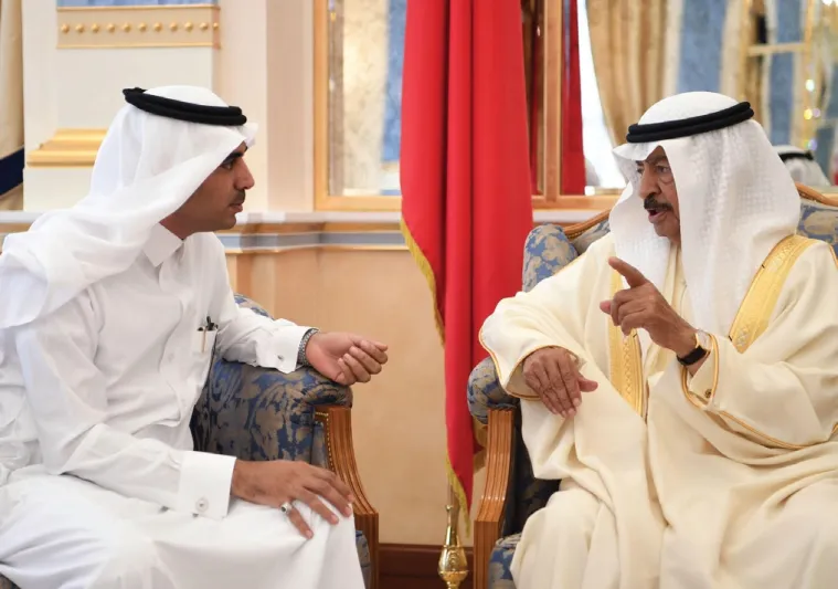 إنفوجراف| رئيس وزراء البحرين يكشف لـ«الرجل» مكانة المرأة في المجتمع البحريني