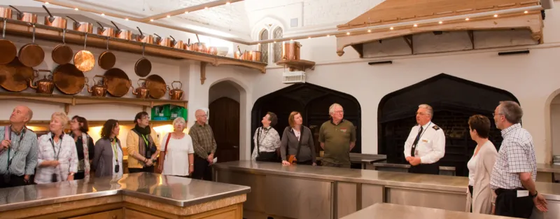 هذه هي قائمة الطعام التي أعدها المطبخ الملكي لمدعوي حفل زفاف الأمير هاري