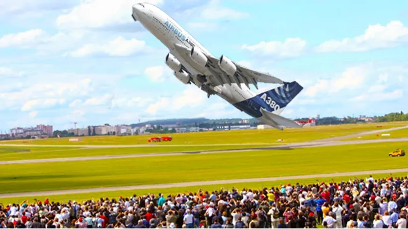 شاهد| إقلاعاً عمودياً غير مسبوق لطائرة «إيرباص A350» 