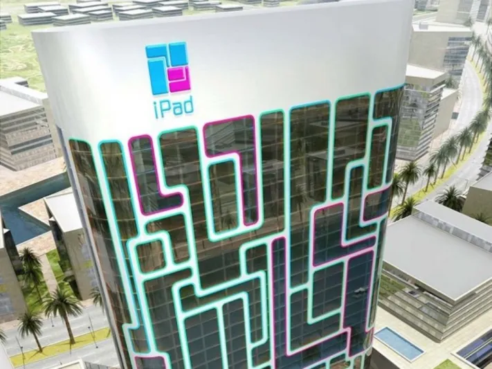 برج «ذا باد تاور» السكني.. يبدو كآي باد عملاق ويعمل كدرع الرجل الحديدي