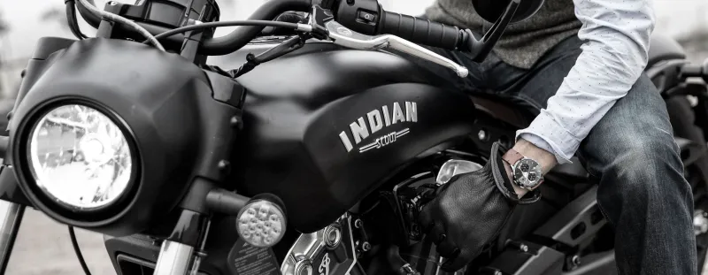 ما هي أفضل ساعات اليد الرجالي وكيف تنسقها مع الملابس؟