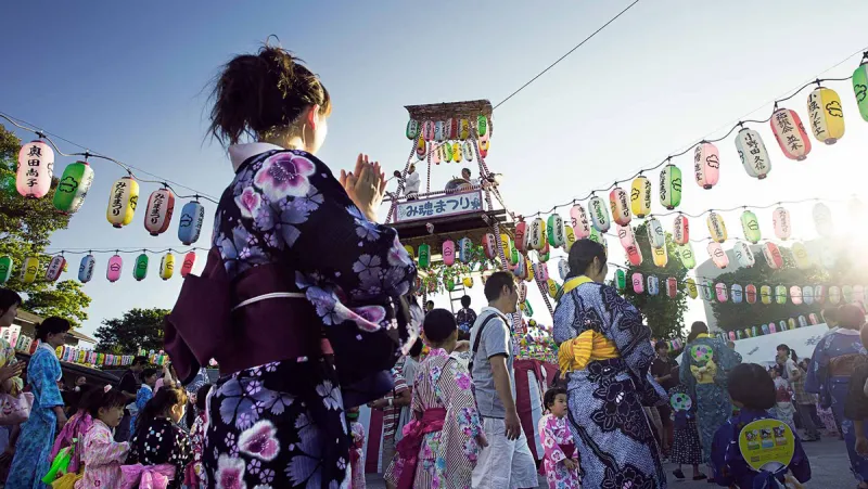 لماذا يعتبر اليابانيون أكثر الشعوب سعادة رغم ساعات عملهم الطويلة؟