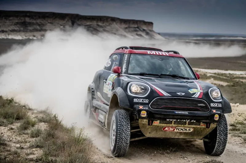 «يزيد الراجحي» الأول على العالم في «رالي كازاخستان» (فيديو)