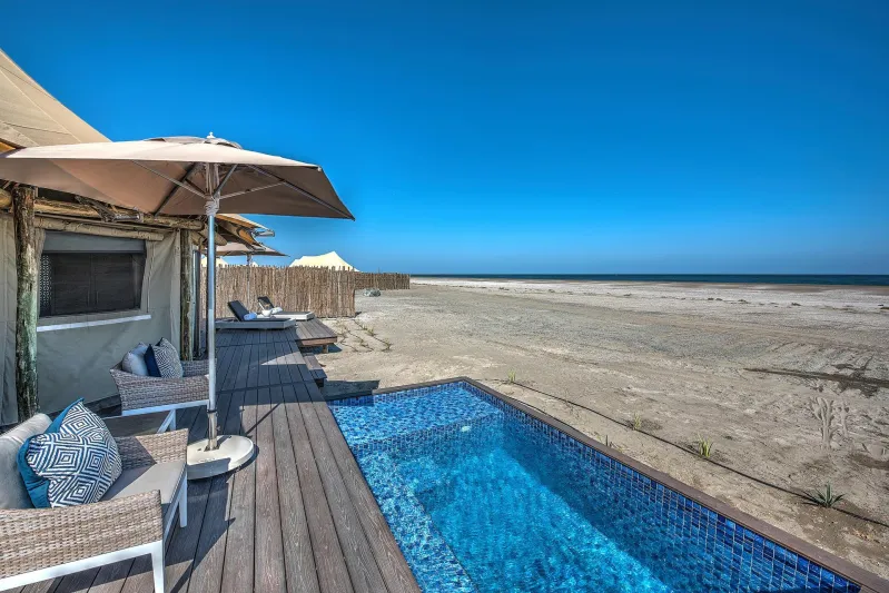 لعشاق المغامرات.. منتجع الخيام الفاخرة في الشارقة (صور)